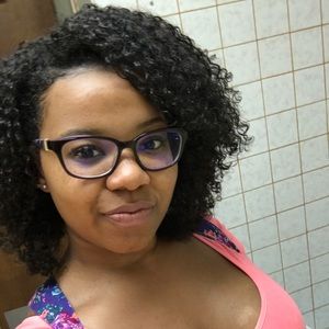 Meet your Posher, Ladonna